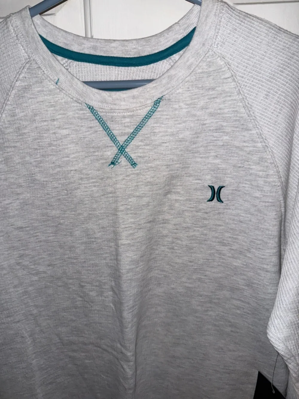 Hurley Cream Light Heather Pullover Sweater with Teal Accents